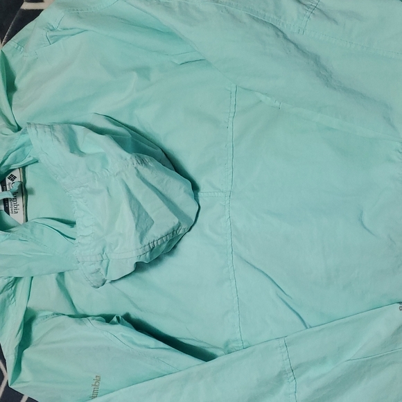 Columbia Sun Shirt - Picture 2 of 9